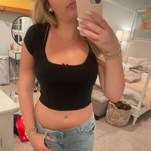 Tilly’s Black Bow Baby Tee